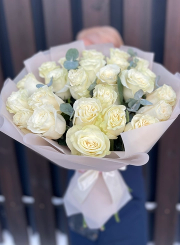 25 роз «Светлое утро» от интернет-магазина цветов в 