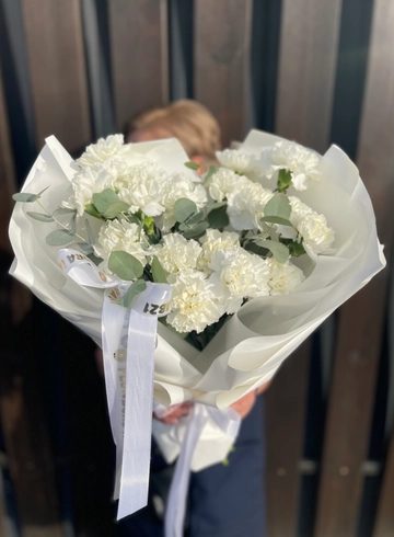 Монобукет из белых диантусов  от интернет-магазина цветов в 