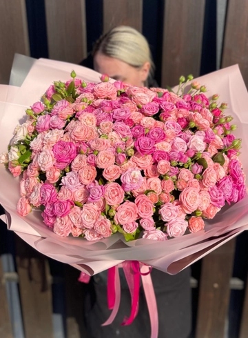 51 пионовидная роза «Бомбастик ассорти» от интернет-магазина цветов в 