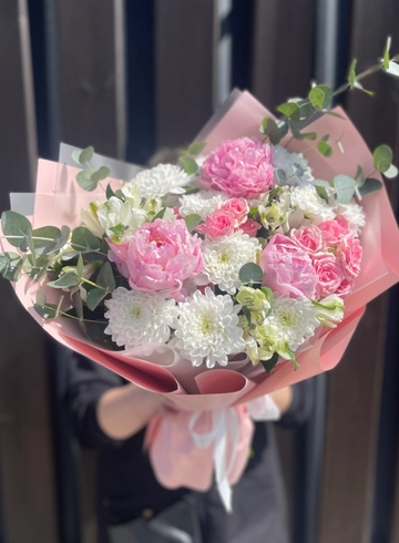 Сборный букет «Милаш» от интернет-магазина цветов в 