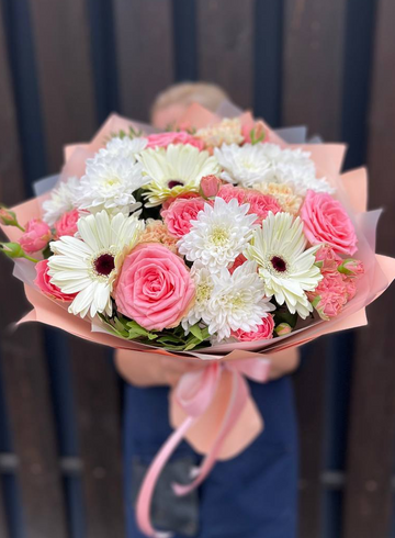 Сборный букет «Розовый закат» от интернет-магазина цветов в 