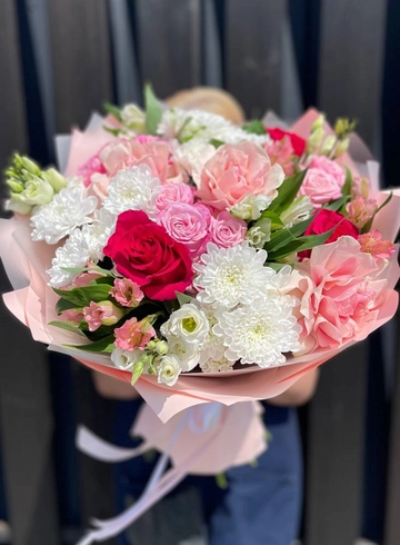 Авторский букет «Заворож» от интернет-магазина цветов в 