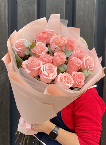 15 роз «Свит дримс» от интернет-магазина цветов в 