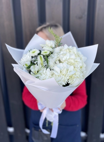 Сборный букет &laquo;Сибирия&raquo; от интернет-магазина цветов в 