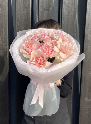 Триобукет &laquo;Повод для улыбки&raquo; от интернет-магазина цветов в 