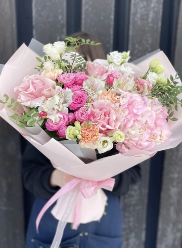 Авторский букет &laquo;С тобой навсегда&raquo; от интернет-магазина цветов в 