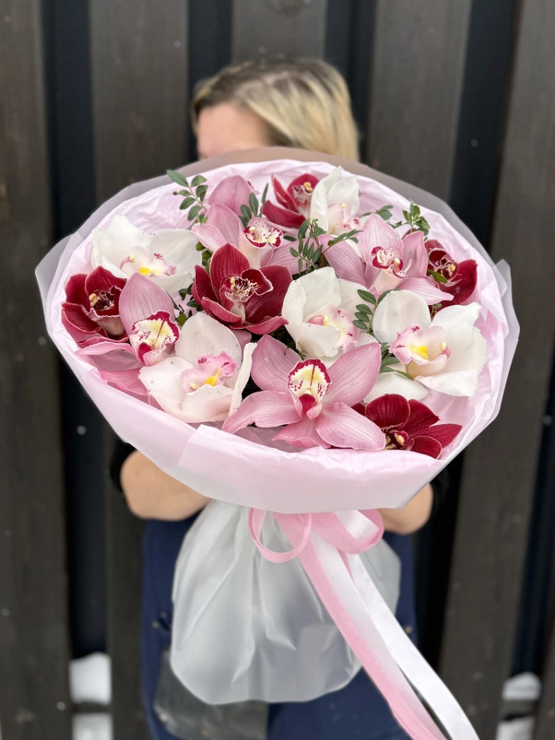 С орхидеями