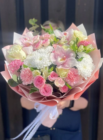 Сборный букет &laquo;Поэтическое вдохновение&raquo; от интернет-магазина цветов в 