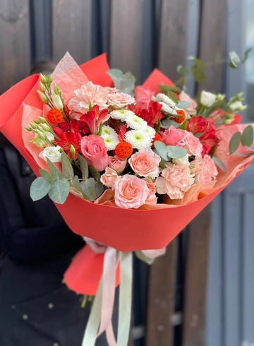 Авторский букет «Оранжевое настроение» от интернет-магазина цветов в 