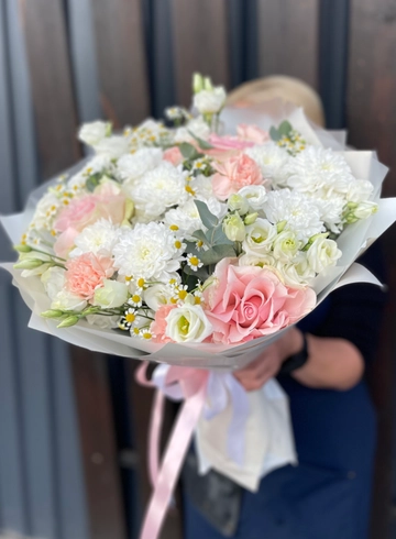 Сборный букет «Солнечный вечер» от интернет-магазина цветов в 