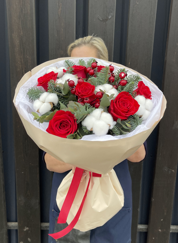 Сборный букет &laquo;Карнавальная ночь&raquo; от интернет-магазина цветов в 