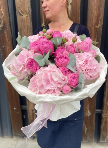 Дуобукет &laquo;Счастливый час&raquo; от интернет-магазина цветов в 