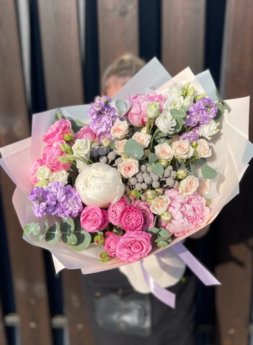 Авторский букет &laquo;Пегас&raquo; от интернет-магазина цветов в 